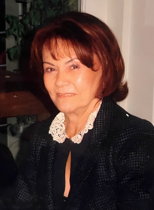 Leona Schroyen