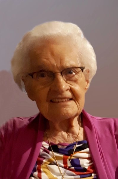 Jeanne Knapen